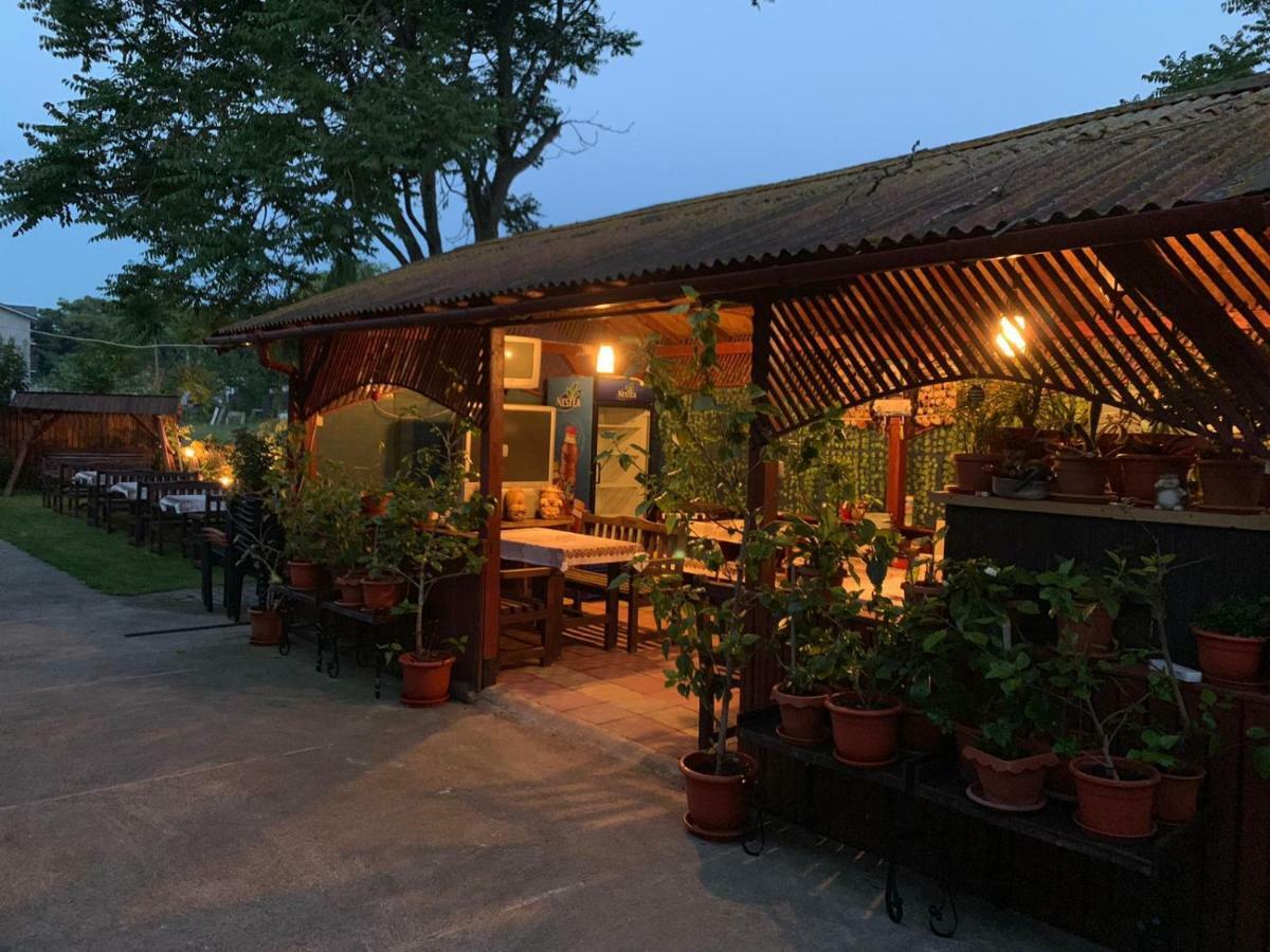 Casa Ghemus Costinesti Hotel Bagian luar foto